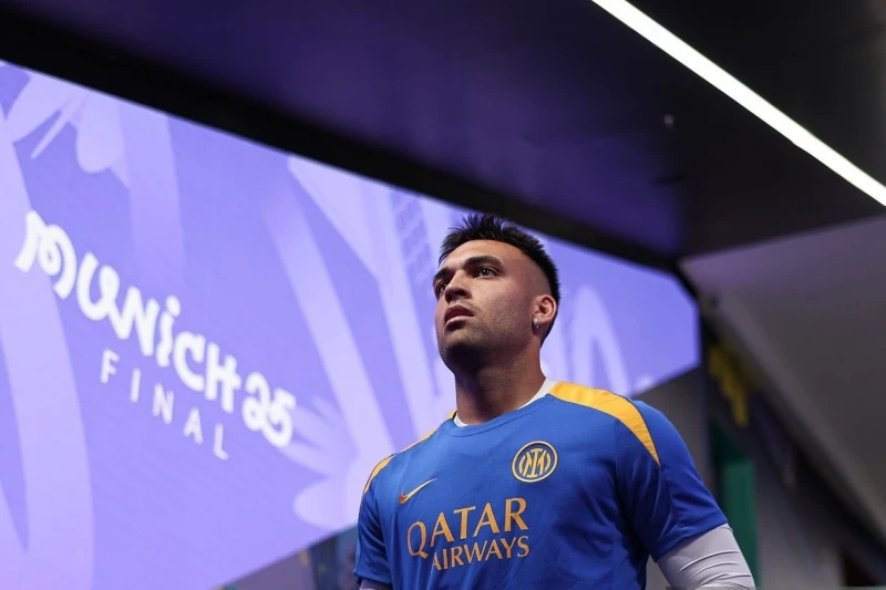 Inter forward: I don't think about the Ballon d'Or at all
