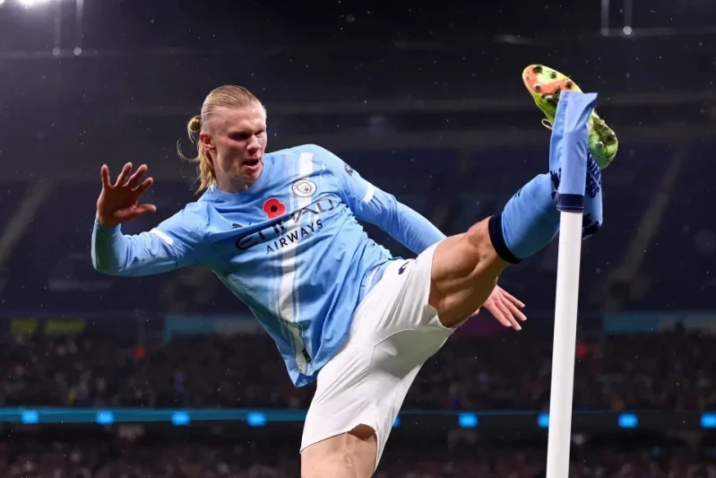 Holandın Messidən üstün olmadığını deyən sabiq futbolçu, onun rekordlar qıracağını proqnozlaşdırıb