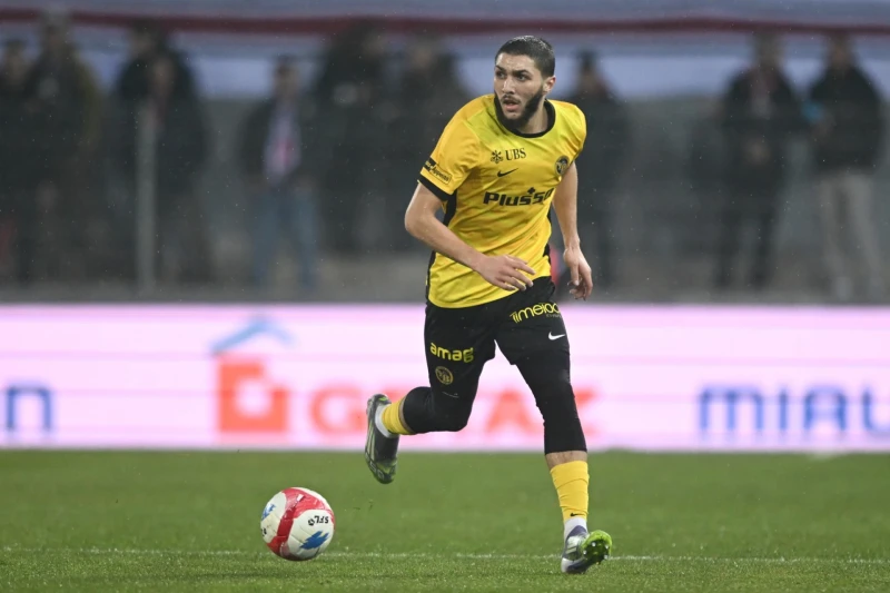 Komo starts transfer talks with Young Boys defender