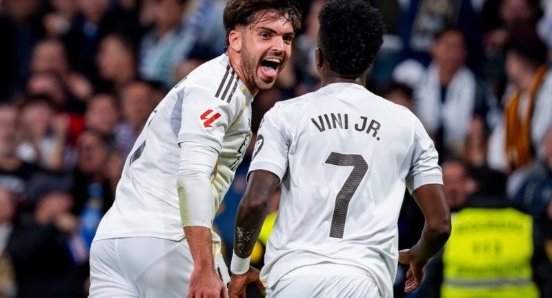 Beşiktaş Realdan Raul Asensio ilə maraqlanır