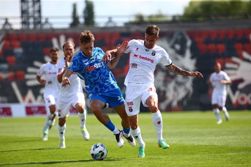 Dinamo Kiyev 90+2-ci dəqiqədə penalti sayəsində qələbə qazandı