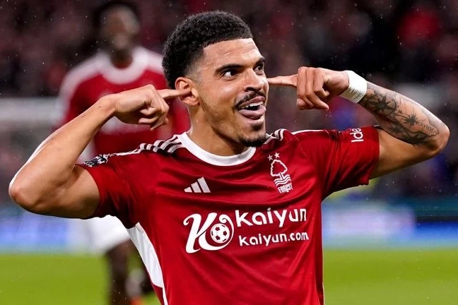 "Mançester Siti"nin cari yay transfer pəncərəsi üçün əsas hədəfi