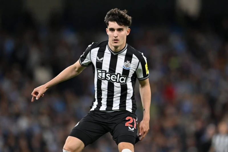 Manchester City Livramento İçin Sağ Beklerde Transfer Rekoru Kırabilir