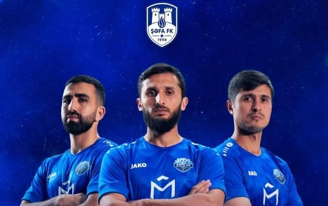 Şəfa kulübü üç futbolcu ile yollarını ayırdı