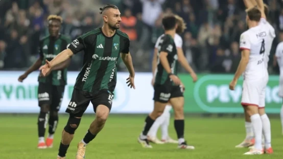 Kocaelispor Serdar Dursunla yollarını rəsmən ayırdı
