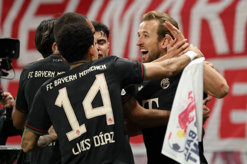 Bundesliga: Bayern, RB Leipzig karşısında büyük bir galibiyet elde etti, Borussia Dortmund da St. Pauliyi mağlup etti