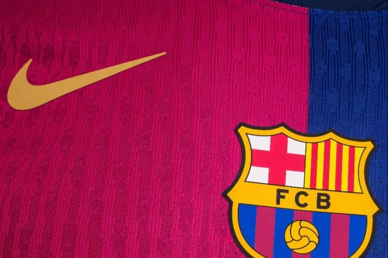 Barselona ilə Nike sponsoluq müqaviləsi imzalayıb