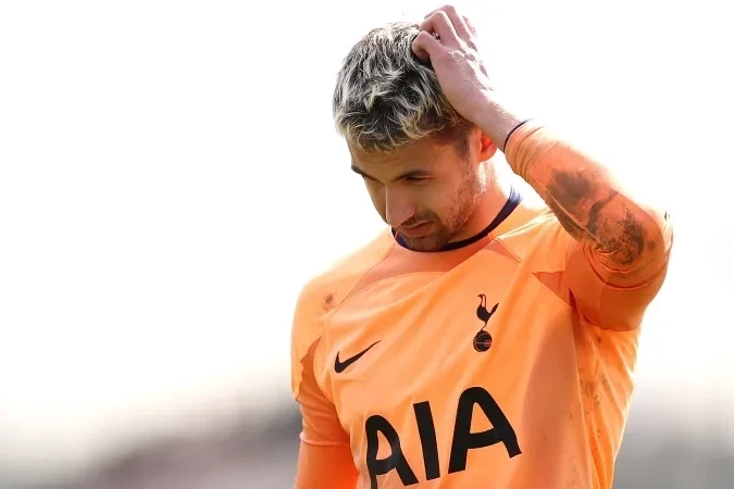 Former Tottenham goalkeeper Alfie Whiteman ends career at 27 to become a photographer Former Tottenham goalkeeper Alfie Whiteman ends career at 27 to become a photographer
