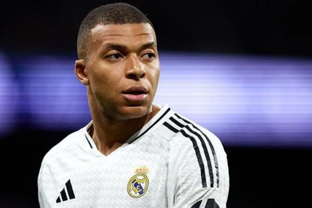 Mbappe sağaldı və məşqlərə qayıdır