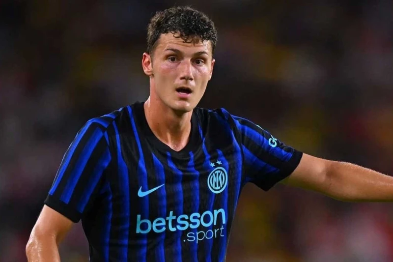 Galatasaray Prepares to Send Offer to Inter for Benjamin Pavard