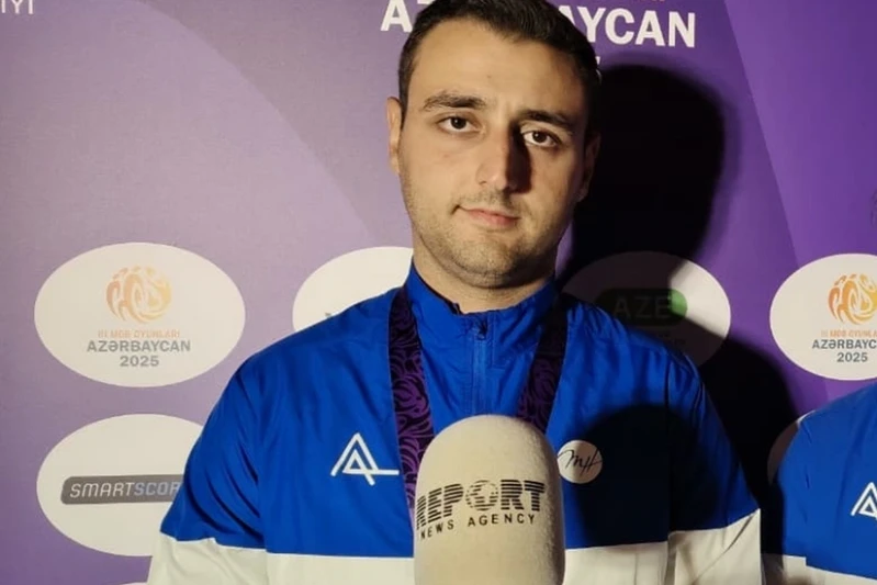 Cavid Həsənov: Bayrağımızı digər medalçılar sırasında dalğalandırmaq şərəfdir
