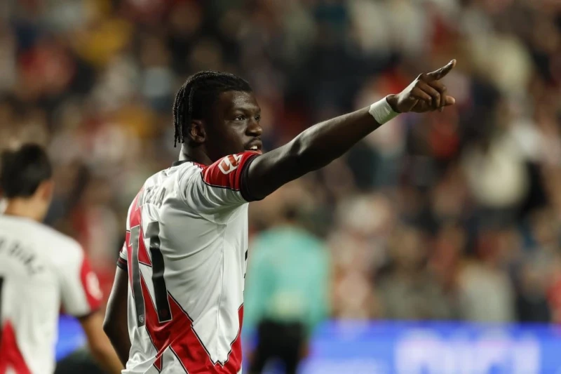 Rayo Valyekano Elçe üzərində minimal hesablı qələbə qazanıb