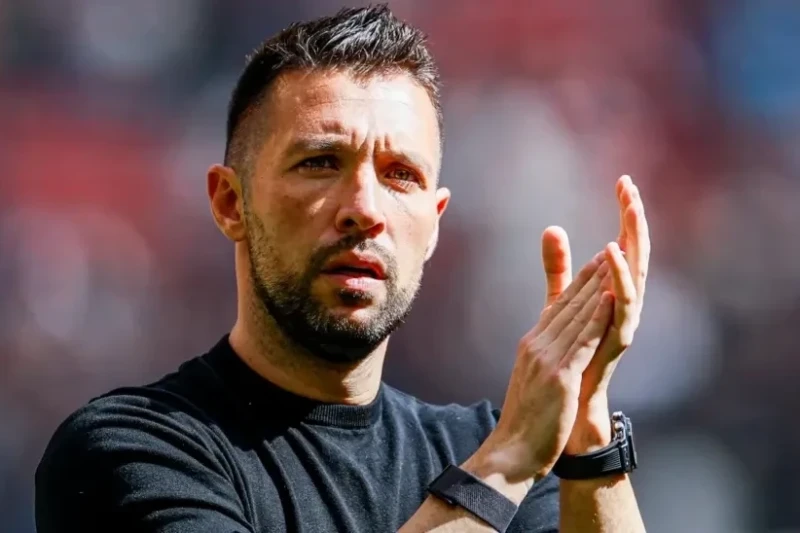 Françesko Farioli Çelsinin baş məşqçi postuna namizəddir