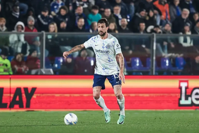 Françesko A&ccedil;erbi İnterdən ayrılır