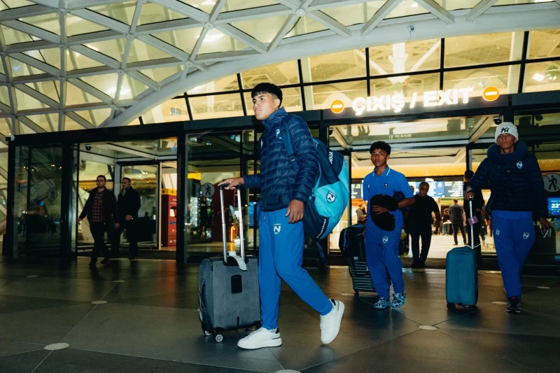 FIFA-nın tarixi turnirinin ilk xarici iştirakçıları Bakıya gəlib - FOTO