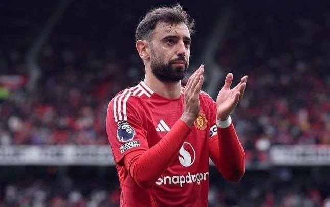 Bruno Fernandeş Mançester Yunayteddə qalır