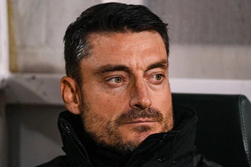 Eintracht Frankfurt'un Yeni Teknik Direktörü Albert Riera Oldu