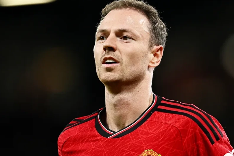 Jonny Evans Leaves Manchester United