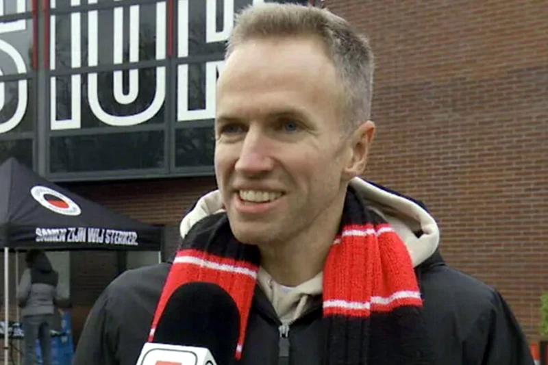 Ekselsior azarkeşi parkinq qiymətinə etiraz olaraq Rotterdamdan Amsterdamadək qaçdı