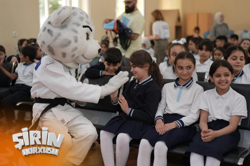 Şirin Qorxusu Layihəsi Sumqayıt və Qusar Məktəblərində: Maarifləndirmə və Hədiyyələr