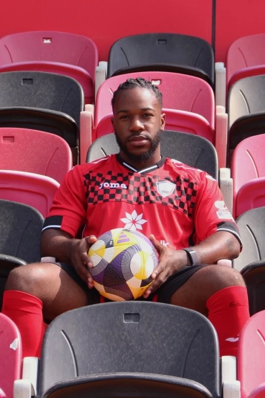 Gebele Jondo Fuxsun Transferini Resmileştirdi