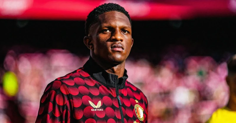 Roma are trying to transfer Givairo Ried to 25 million euros