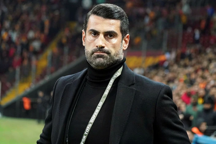 Volkan Dəmirəl Bakıda futbol məşqçisi kimi 1,5 milyon dollar istəyib