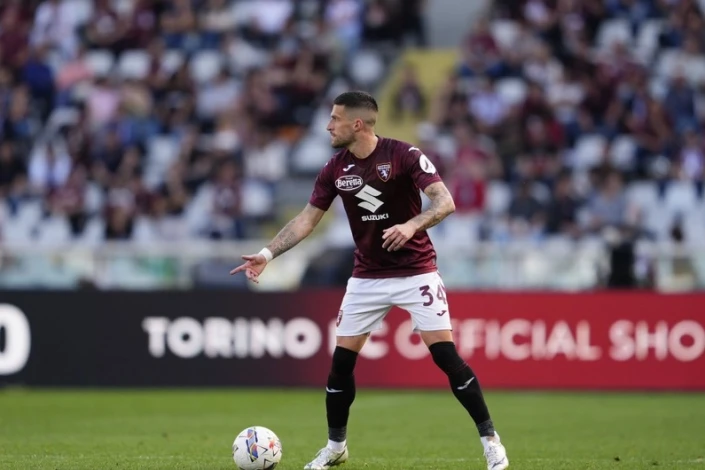 "Torino" Kristiano Biraqini transfer etdi