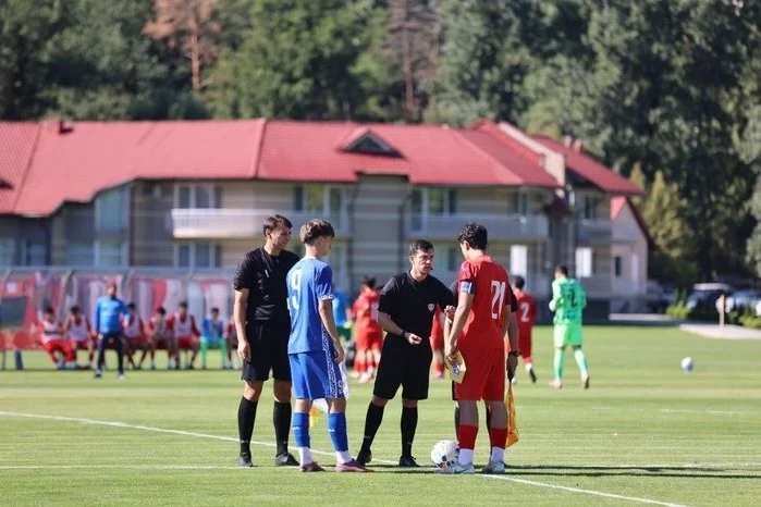 Azərbaycan U-17 millisi Moldovaya 2-0 məğlub oldu