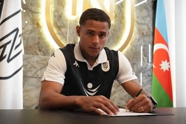 "Neftçi" Breno Almeydanı transfer etdi: VİDEO