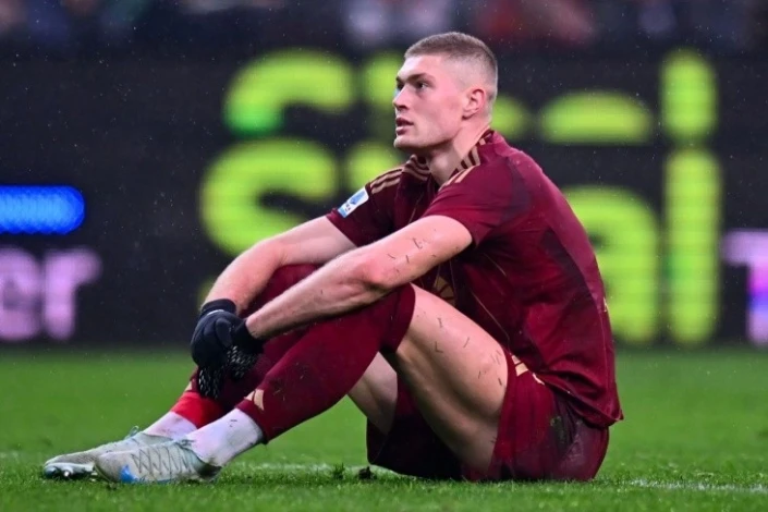 "Milan" has started negotiations for Dovbik transfer