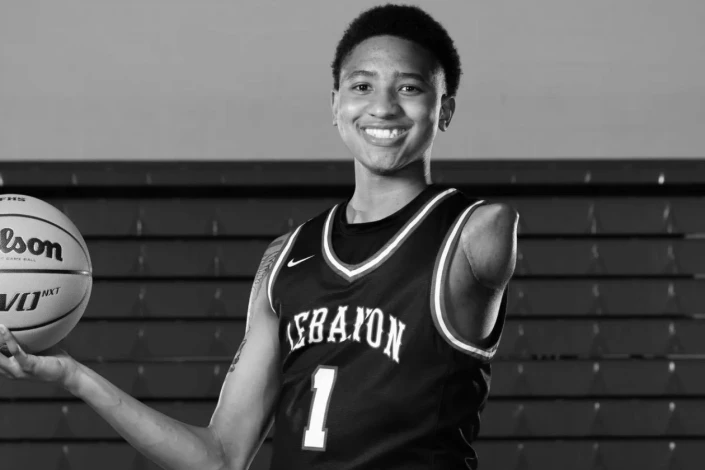 Teen Basketball Player Dies of Cancer in US