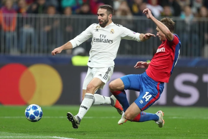 "Real Madrid" Carvajal'ı Ximenez ile değiştirmeyi düşünüyor