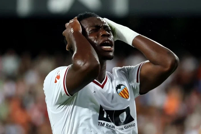 “Liverpul” 19 yaşlı futbolçu üçün 30 milyon avro ödəməyə hazırdır
