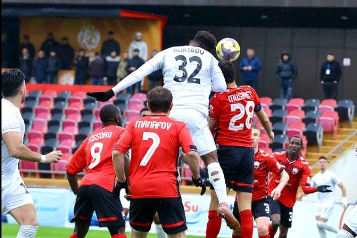 "Turan Tovuz" Kabala'yı Farklı Mağlup Etti (0:3)