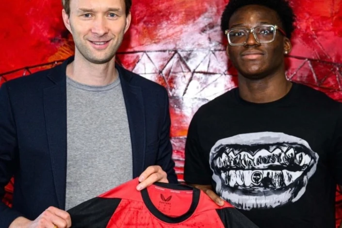 "Bayer" Transfers 17-year-old Axel Tape from PSG - OFFICIAL