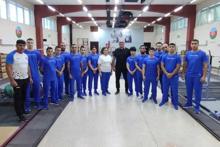 Azərbaycan yığması Avropa ağırlıqqaldırma birinciliyinə hazırlaşır