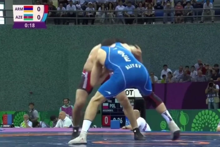 Azerbaijani wrestlers win 2 bronze medals at Budapest ranking tournament