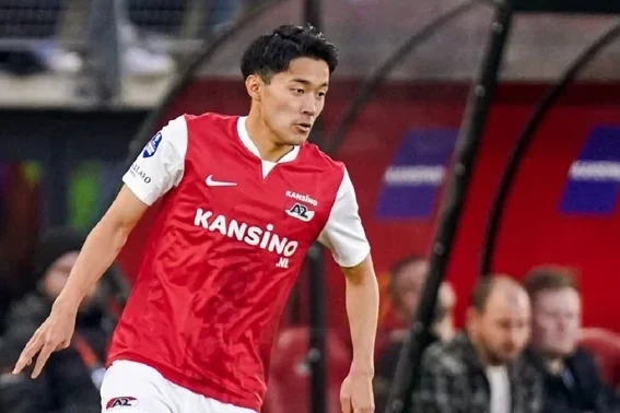 "Werder" Signed Yukinari Sugawara on Loan