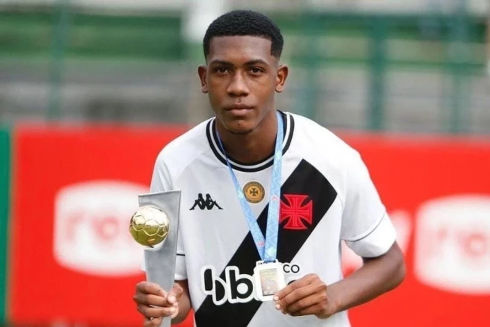 "Milan" interested in 19-year-old Rayan Vitor