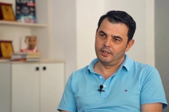 "Qəbələ" rəsmisi: Akademiya uşaqlarına baxmaq əlavə xərc tələb edir