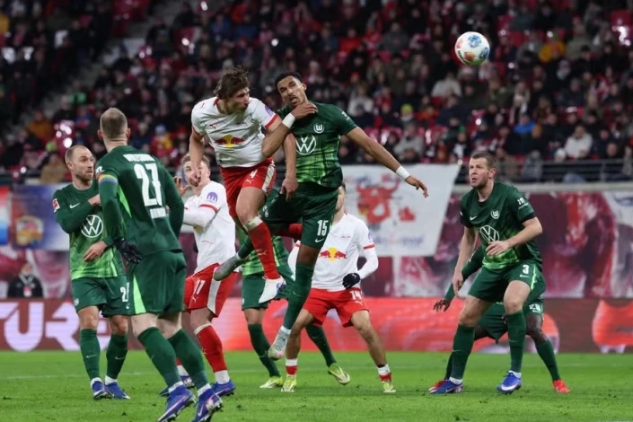 Бундеслига: «Лейпциг» сыграл вничью с «Вольфсбургом» и не достиг цели;