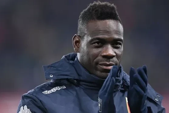Balotelli karyerası ilə bağlı çaşqınlığını dilə gətirib: "İtaliyada qalmaq istərdim"