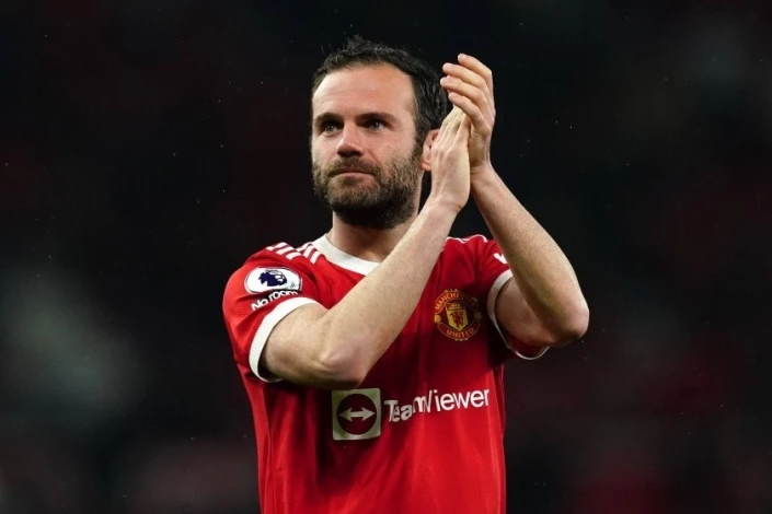 Juan Mata signs with Melbourne Victory