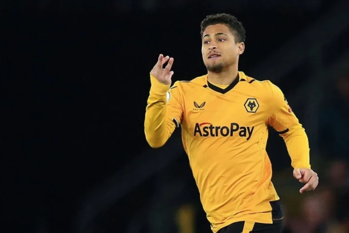 "Manchester United", Juan Gomes'i Casemiro'nun yerine düşünüyor