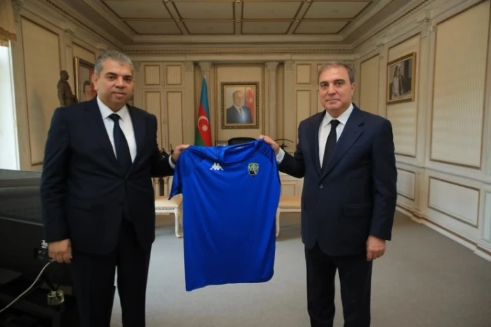 Kəpəz PFK-nın yeni rəhbəri Gəncə şəhər icra başçısı ilə görüşdü
