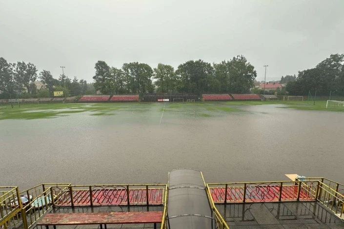 Heavy rain postponed Neftchi's match against Asteras