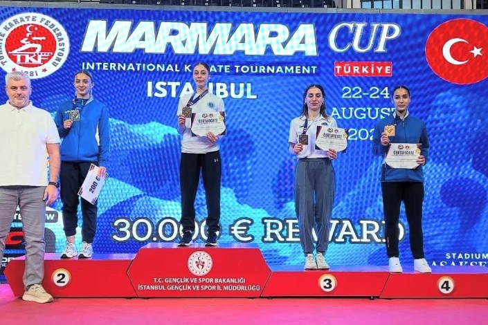"Marmara Cup"da Azərbaycan karateçiləri 12 medalla komanda hesabında birinci oldular