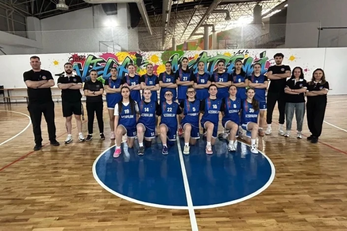 Azerbaijan's national basketball teams start training camp in Turkey