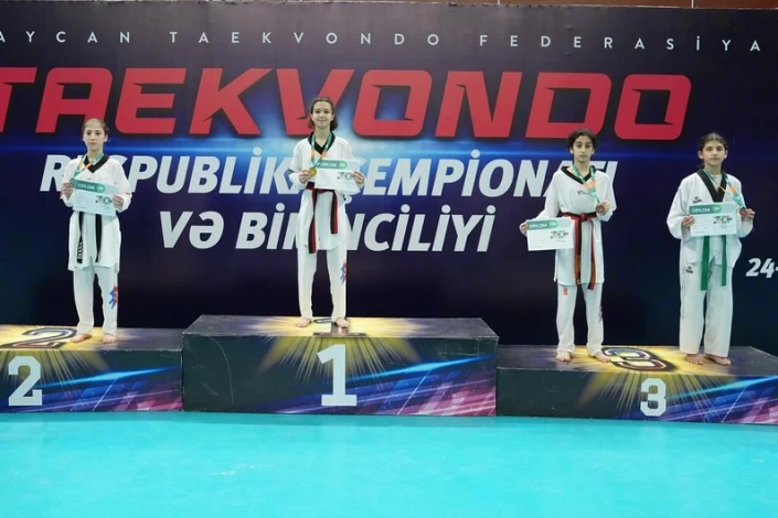 Taekvondo üzrə Azərbaycan çempionatı və birinciliyinin qalibləri müəyyənləşib